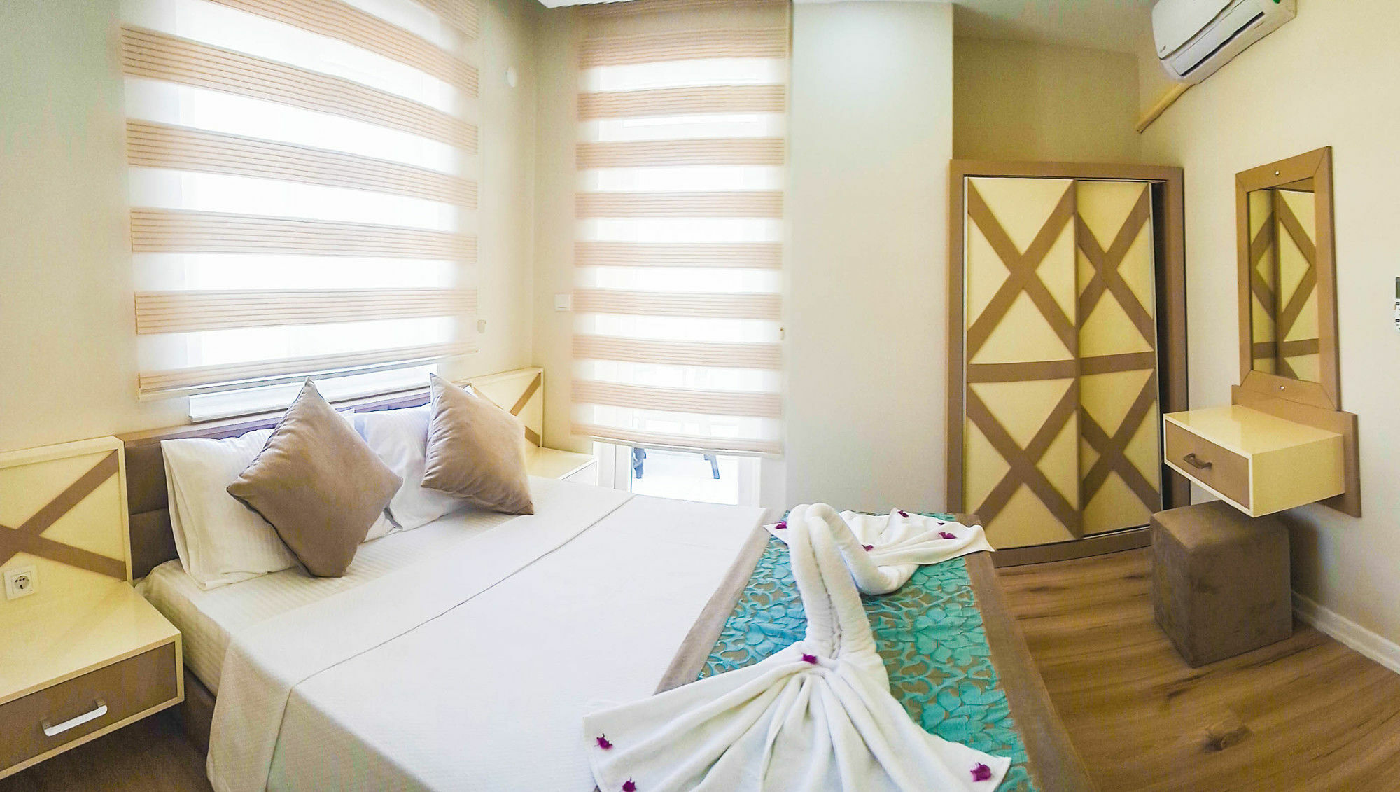 Ale Apartments Hotel Анталия Екстериор снимка